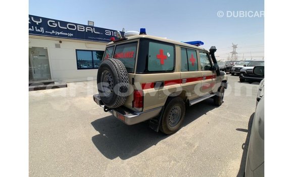 Buy Import Toyota Land Cruiser Beige Car in Import - Dubai in Benign Buy Import Toyota Land Cruiser Beige Car in Import - Dubai in Benign