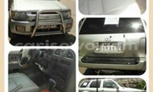 Sayi Na hannu Infiniti FX–Series Black Mota in Savalou a Benin