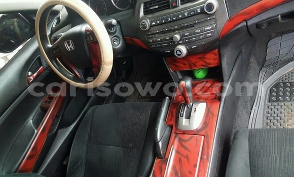 Ra Àlòkù Honda Accord Black Ọkọ̀ in Cotonou ni Benin Ra Àlòkù Honda Accord Black Ọkọ̀ in Cotonou ni Benin