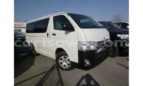 Acheter Import Voiture Toyota Hiace Blanc à Import - Dubai, Benin Acheter Import Voiture Toyota Hiace Blanc à Import - Dubai, Benin