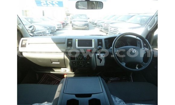 Sayi Imported Toyota Hiace White Mota in Import - Dubai a Benin Sayi Imported Toyota Hiace White Mota in Import - Dubai a Benin