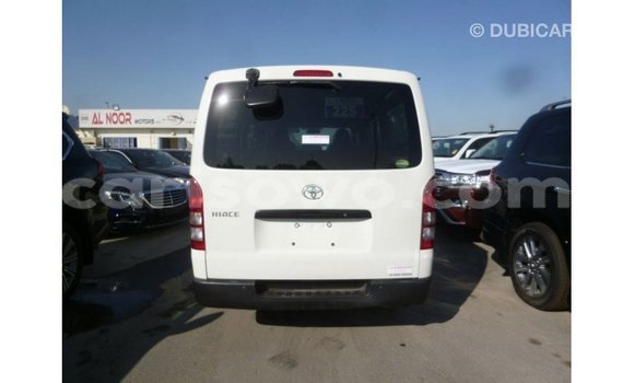 Sayi Imported Toyota Hiace White Mota in Import - Dubai a Benin Sayi Imported Toyota Hiace White Mota in Import - Dubai a Benin