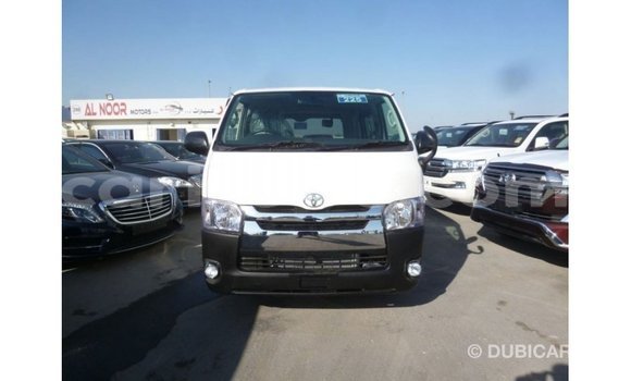 Sayi Imported Toyota Hiace White Mota in Import - Dubai a Benin Sayi Imported Toyota Hiace White Mota in Import - Dubai a Benin
