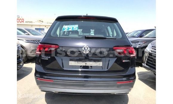 Sayi Imported Volkswagen Tiguan Black Mota in Import - Dubai a Benin Sayi Imported Volkswagen Tiguan Black Mota in Import - Dubai a Benin