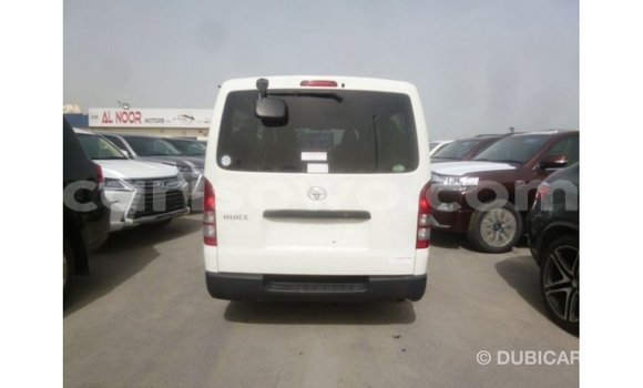 Ra Imported Toyota Hiace funfun Ọkọ̀ in Import - Dubai ni Benin Ra Imported Toyota Hiace funfun Ọkọ̀ in Import - Dubai ni Benin