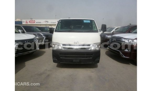 Ra Imported Toyota Hiace funfun Ọkọ̀ in Import - Dubai ni Benin Ra Imported Toyota Hiace funfun Ọkọ̀ in Import - Dubai ni Benin