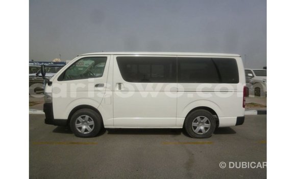 Ra Imported Toyota Hiace funfun Ọkọ̀ in Import - Dubai ni Benin Ra Imported Toyota Hiace funfun Ọkọ̀ in Import - Dubai ni Benin