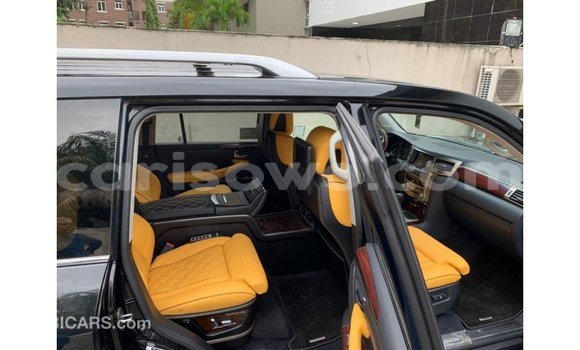 Sayi Imported Lexus LX Black Mota in Import - Dubai a Benin Sayi Imported Lexus LX Black Mota in Import - Dubai a Benin