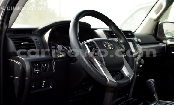 Acheter Import Utilitaire Toyota HiAce Autre à Import - Dubai, Benin Acheter Import Utilitaire Toyota HiAce Autre à Import - Dubai, Benin