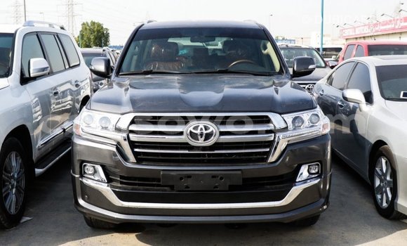 Ra Imported Toyota Land Cruiser Black Ọkọ̀ in Import - Dubai ni Benin Ra Imported Toyota Land Cruiser Black Ọkọ̀ in Import - Dubai ni Benin