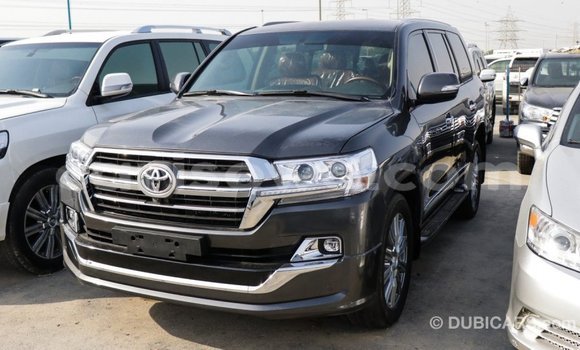 Ra Imported Toyota Land Cruiser Black Ọkọ̀ in Import - Dubai ni Benin Ra Imported Toyota Land Cruiser Black Ọkọ̀ in Import - Dubai ni Benin