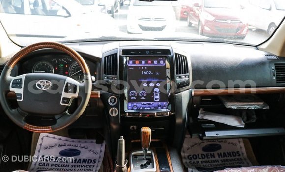 Ra Imported Toyota Land Cruiser Black Ọkọ̀ in Import - Dubai ni Benin Ra Imported Toyota Land Cruiser Black Ọkọ̀ in Import - Dubai ni Benin