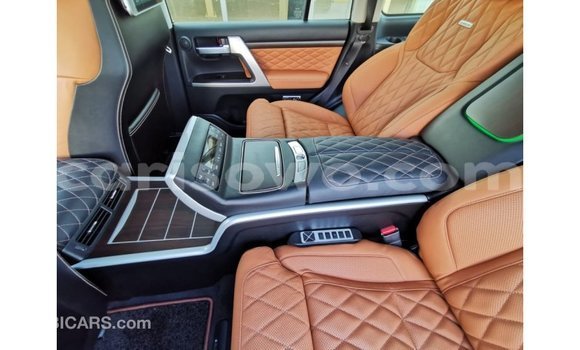 Sayi Imported Toyota Land Cruiser Black Mota in Import - Dubai a Benin Sayi Imported Toyota Land Cruiser Black Mota in Import - Dubai a Benin