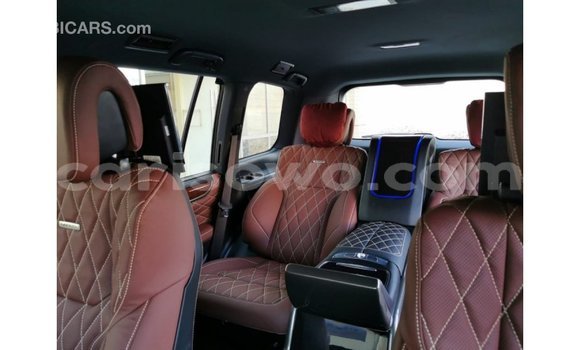 Sayi Imported Lexus LX Black Mota in Import - Dubai a Benin Sayi Imported Lexus LX Black Mota in Import - Dubai a Benin