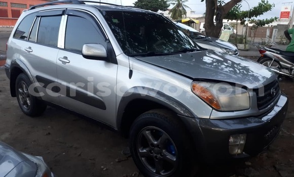 Ra Àlòkù Toyota RAV4 Silver Ọkọ̀ in Cotonou ni Benin Ra Àlòkù Toyota RAV4 Silver Ọkọ̀ in Cotonou ni Benin