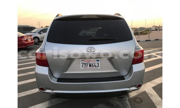 Sayi Imported Toyota Highlander Sauran Mota in Import - Dubai a Benin Sayi Imported Toyota Highlander Sauran Mota in Import - Dubai a Benin