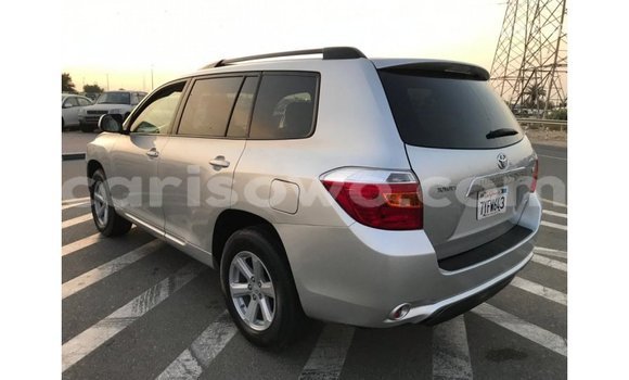 Sayi Imported Toyota Highlander Sauran Mota in Import - Dubai a Benin Sayi Imported Toyota Highlander Sauran Mota in Import - Dubai a Benin
