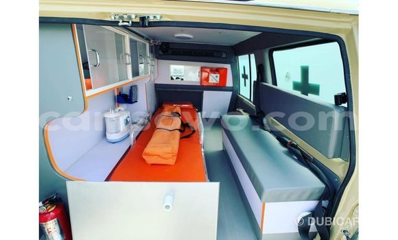 Buy Import Toyota Land Cruiser Beige Car in Import - Dubai in Benign Buy Import Toyota Land Cruiser Beige Car in Import - Dubai in Benign