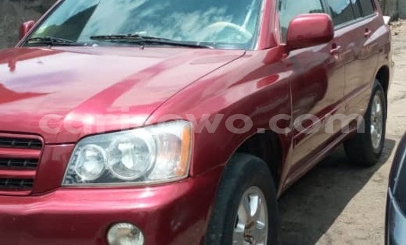 Acheter Occasion Voiture Toyota Highlander Rouge à Cotonou, Benin Acheter Occasion Voiture Toyota Highlander Rouge à Cotonou, Benin