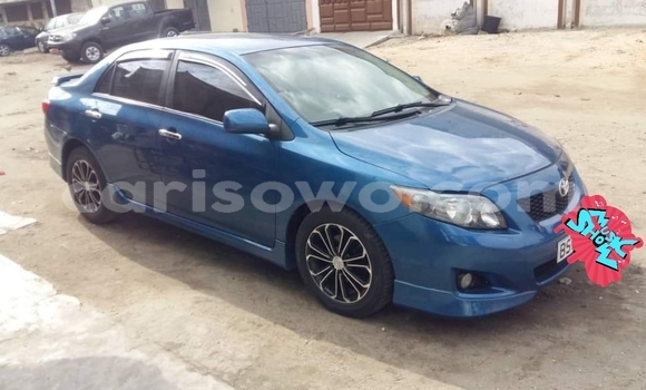 Sayi Na hannu Toyota Corolla Blue Mota in Cotonou a Benin Sayi Na hannu Toyota Corolla Blue Mota in Cotonou a Benin