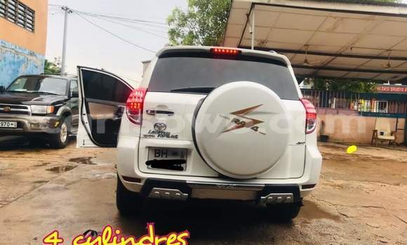 Sayi Na hannu Toyota RAV4 M Mota in Cotonou a Benin Sayi Na hannu Toyota RAV4 M Mota in Cotonou a Benin
