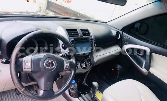 Sayi Na hannu Toyota RAV4 M Mota in Cotonou a Benin Sayi Na hannu Toyota RAV4 M Mota in Cotonou a Benin