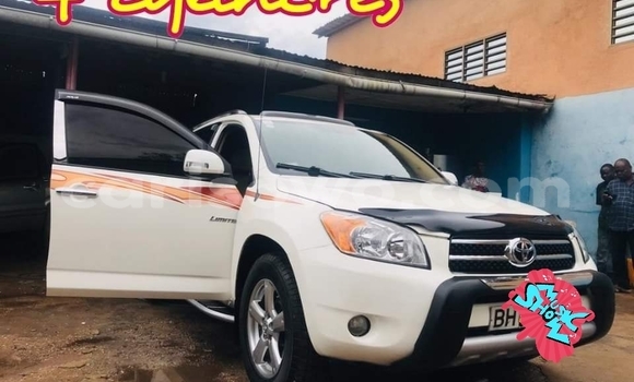 Sayi Na hannu Toyota RAV4 M Mota in Cotonou a Benin Sayi Na hannu Toyota RAV4 M Mota in Cotonou a Benin