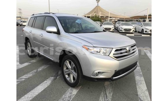 Buy Import Toyota Highlander Other Car in Import - Dubai in Benign Buy Import Toyota Highlander Other Car in Import - Dubai in Benign