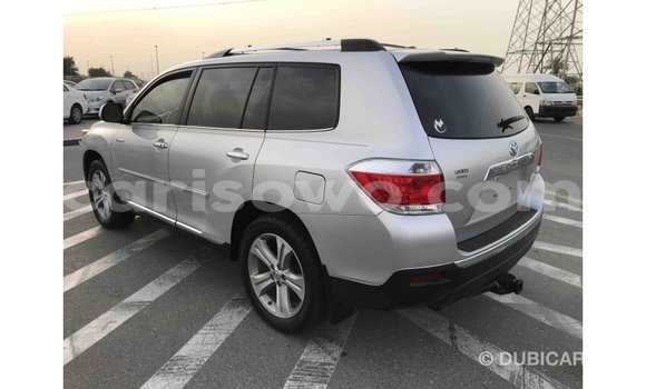 Buy Import Toyota Highlander Other Car in Import - Dubai in Benign Buy Import Toyota Highlander Other Car in Import - Dubai in Benign