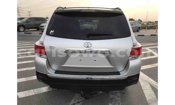 Buy Import Toyota Highlander Other Car in Import - Dubai in Benign Buy Import Toyota Highlander Other Car in Import - Dubai in Benign