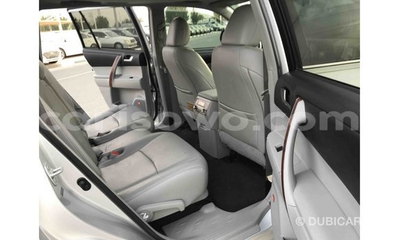 Buy Import Toyota Highlander Other Car in Import - Dubai in Benign Buy Import Toyota Highlander Other Car in Import - Dubai in Benign