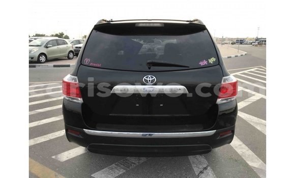 Acheter Import Voiture Toyota Highlander Noir à Import - Dubai, Benin Acheter Import Voiture Toyota Highlander Noir à Import - Dubai, Benin