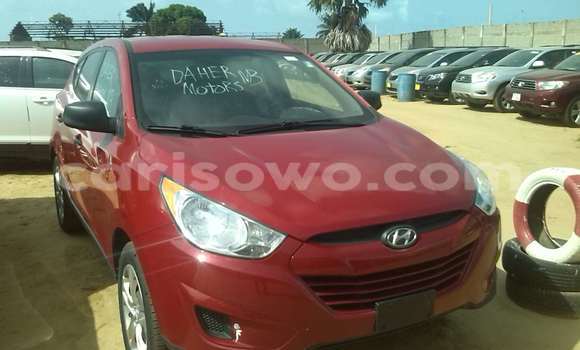 Acheter Occasion Voiture Hyundai Tucson Rouge à Porto Novo, Benin Acheter Occasion Voiture Hyundai Tucson Rouge à Porto Novo, Benin