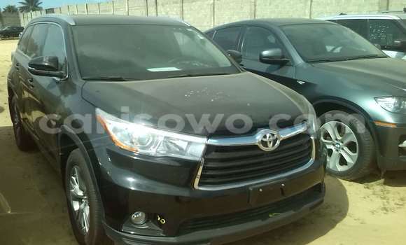 Acheter Occasion Voiture Toyota Highlander Noir à Porto Novo, Benin Acheter Occasion Voiture Toyota Highlander Noir à Porto Novo, Benin