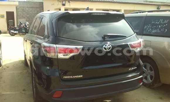 Acheter Occasion Voiture Toyota Highlander Noir à Porto Novo, Benin Acheter Occasion Voiture Toyota Highlander Noir à Porto Novo, Benin