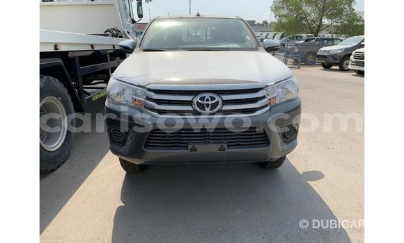 Acheter Import Voiture Toyota Hilux Autre à Import - Dubai, Benin Acheter Import Voiture Toyota Hilux Autre à Import - Dubai, Benin