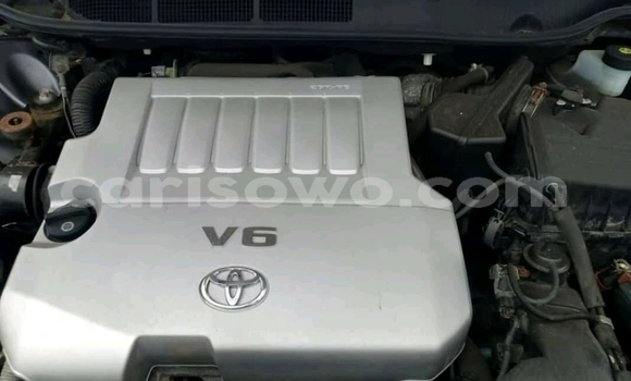 Buy Import Toyota Venza Silver Car in Cotonou in Benign Buy Import Toyota Venza Silver Car in Cotonou in Benign