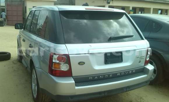 Acheter Occasion Voiture Land Rover Range Rover Gris à Porto Novo, Benin Acheter Occasion Voiture Land Rover Range Rover Gris à Porto Novo, Benin