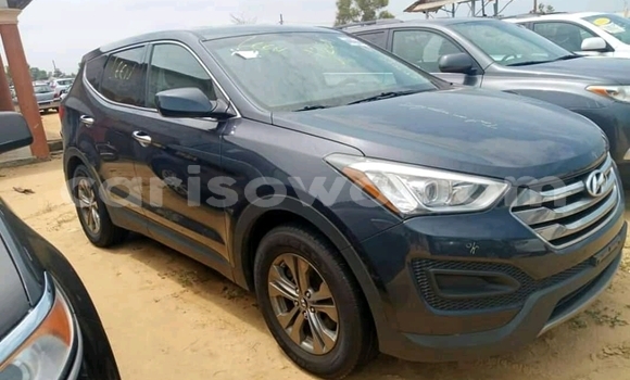 Buy Import Hyundai Santa Fe Blue Car in Cotonou in Benign Buy Import Hyundai Santa Fe Blue Car in Cotonou in Benign