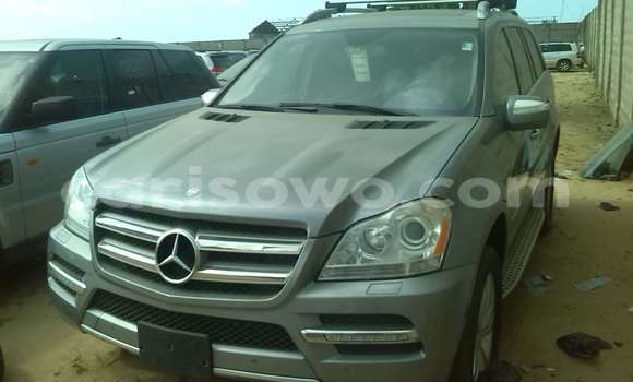 Acheter Occasion Voiture Mercedes-Benz GL–Class Gris à Porto Novo, Benin Acheter Occasion Voiture Mercedes-Benz GL–Class Gris à Porto Novo, Benin