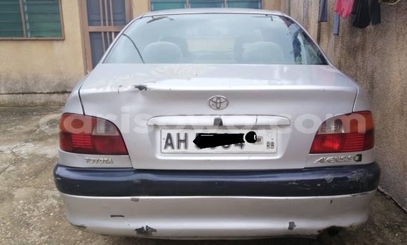 Ra Àlòkù Toyota Avensis Silver Ọkọ̀ in Cotonou ni Benin Ra Àlòkù Toyota Avensis Silver Ọkọ̀ in Cotonou ni Benin