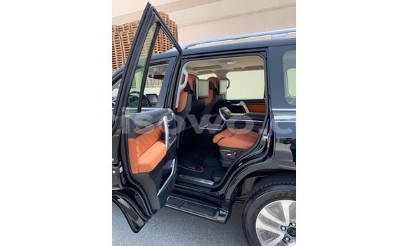 Sayi Imported Toyota Land Cruiser Black Mota in Import - Dubai a Benin Sayi Imported Toyota Land Cruiser Black Mota in Import - Dubai a Benin