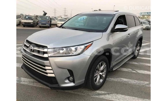 Ra Imported Toyota Highlander Miiran Ọkọ̀ in Import - Dubai ni Benin Ra Imported Toyota Highlander Miiran Ọkọ̀ in Import - Dubai ni Benin