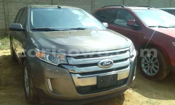 Acheter Occasion Voiture Ford Edge Marron à Porto Novo, Benin Acheter Occasion Voiture Ford Edge Marron à Porto Novo, Benin
