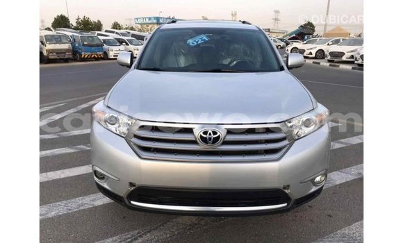 Sayi Imported Toyota Highlander Sauran Mota in Import - Dubai a Benin Sayi Imported Toyota Highlander Sauran Mota in Import - Dubai a Benin