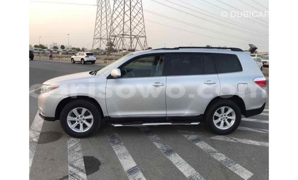 Sayi Imported Toyota Highlander Sauran Mota in Import - Dubai a Benin Sayi Imported Toyota Highlander Sauran Mota in Import - Dubai a Benin