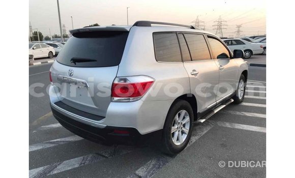 Sayi Imported Toyota Highlander Sauran Mota in Import - Dubai a Benin Sayi Imported Toyota Highlander Sauran Mota in Import - Dubai a Benin