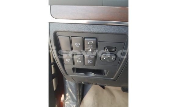 Buy Import Toyota Land Cruiser Brown Car in Import - Dubai in Benign Buy Import Toyota Land Cruiser Brown Car in Import - Dubai in Benign