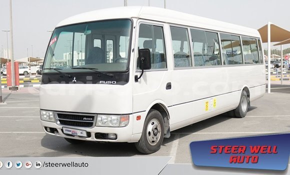 Sayi Imported Mitsubishi Carisma White Mota in Import - Dubai a Benin Sayi Imported Mitsubishi Carisma White Mota in Import - Dubai a Benin