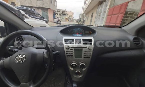 Sayi Na hannu Toyota Yaris Black Mota in Cotonou a Benin Sayi Na hannu Toyota Yaris Black Mota in Cotonou a Benin